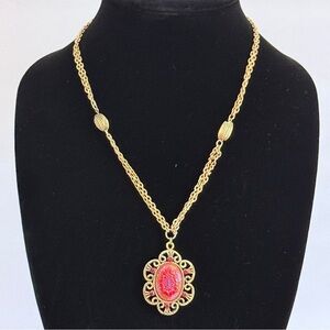 TARA Red Moroccan Tapestry Glass Cabochon/ Rhinestone Pendant Necklace / Vintage